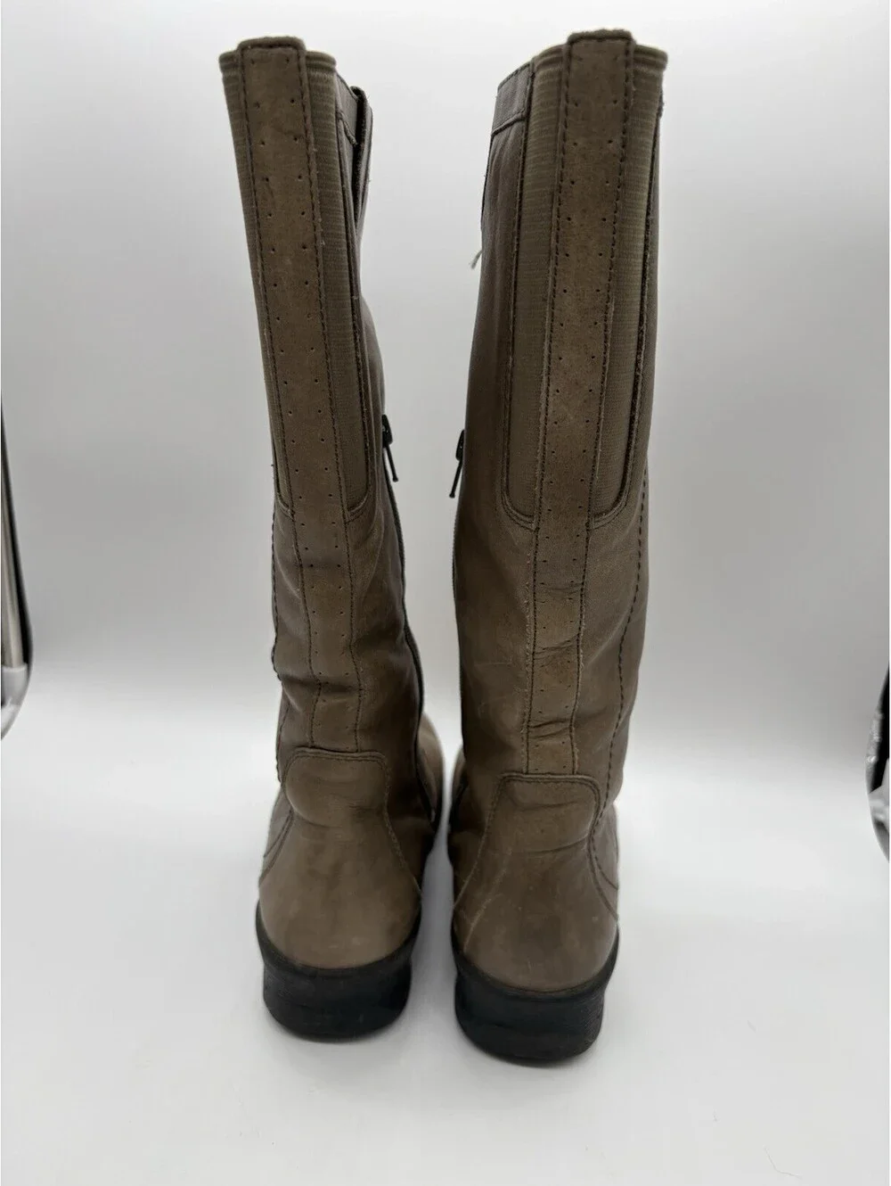 KEEN Tyretread Tall Leather Boots Gray Taupe Womens Sz 7.5 1011463 Zip Up